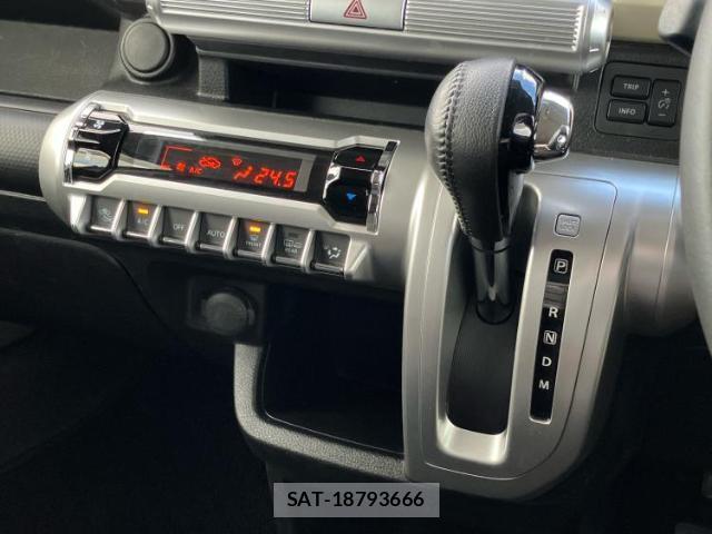 Suzuki X BEE 2020-05 8012223-16