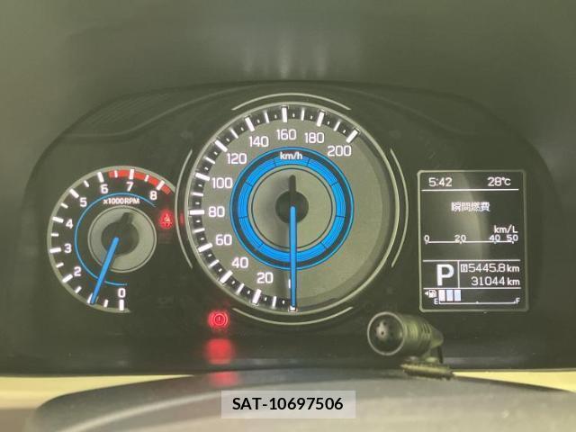 Suzuki X BEE 2018-03 8012453-12