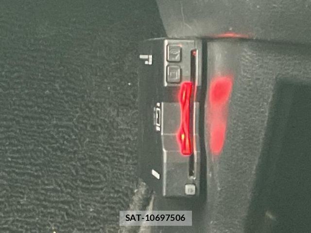 Suzuki X BEE 2018-03 8012453-17