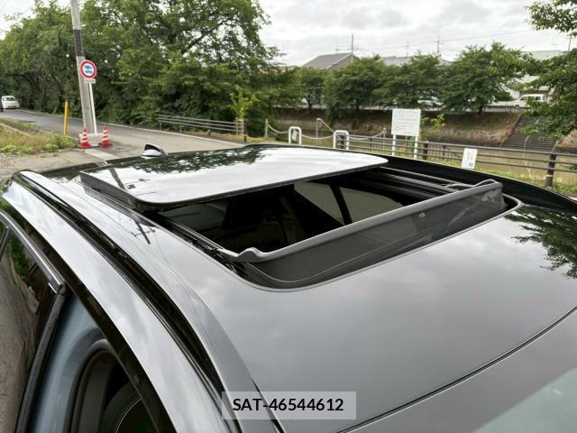 Volvo XC40 2022-12 8007040-16