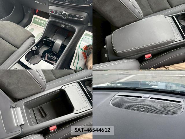 Volvo XC40 2022-12 8007040-5