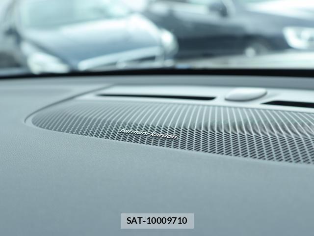 Volvo XC40 2021-06 8003457-18