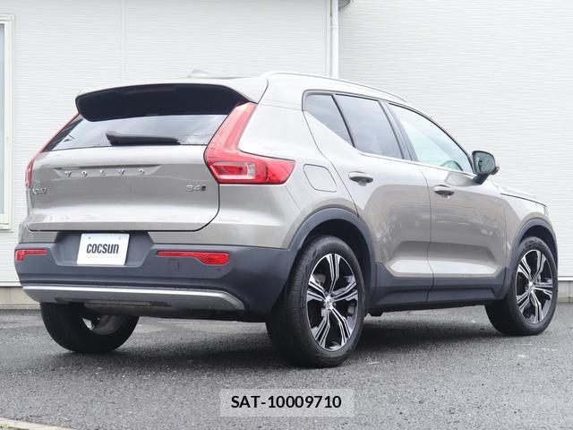 Volvo XC40 2021-06 8003457-7