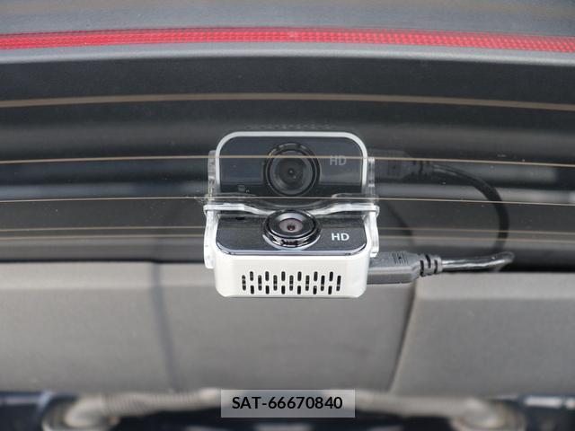 Volvo XC40 2021-02 8004855-17