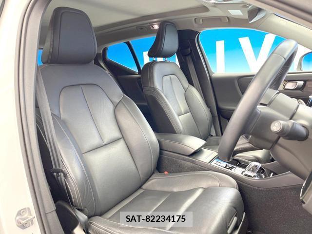 Volvo XC40 2018-09 8004977-10