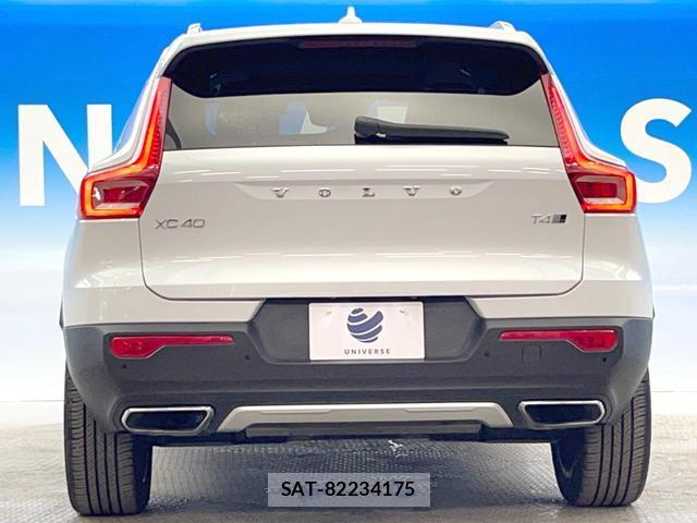 Volvo XC40 2018-09 8004977-18