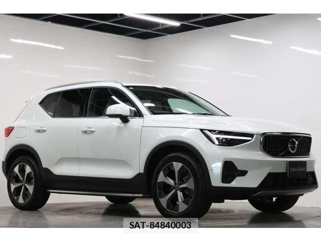 Volvo XC40 2025-07 8007043-1