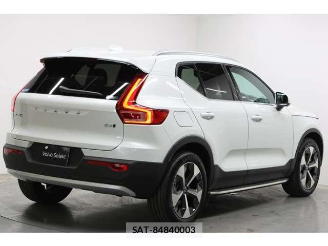 Volvo XC40 2025-07 8007043-7