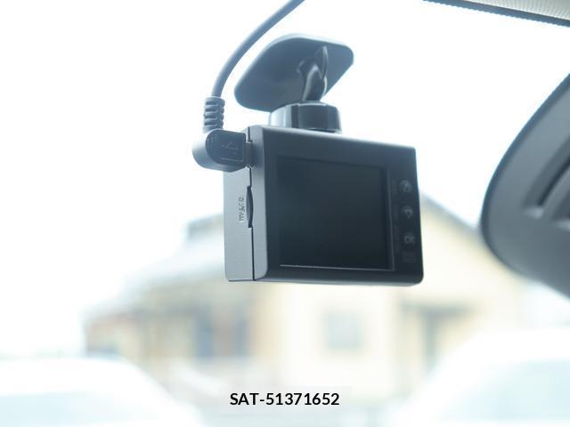Volvo XC60 2018-05 8003455-16