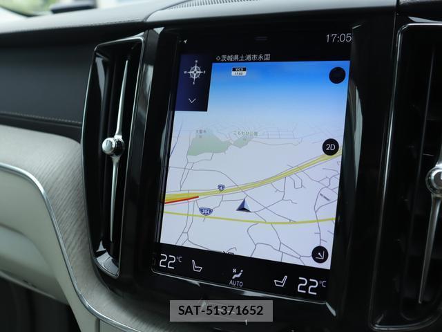 Volvo XC60 2018-05 8003455-18