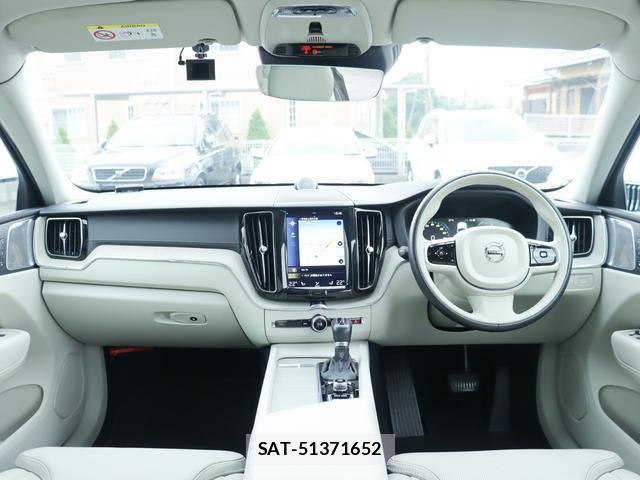 Volvo XC60 2018-05 8003455-3