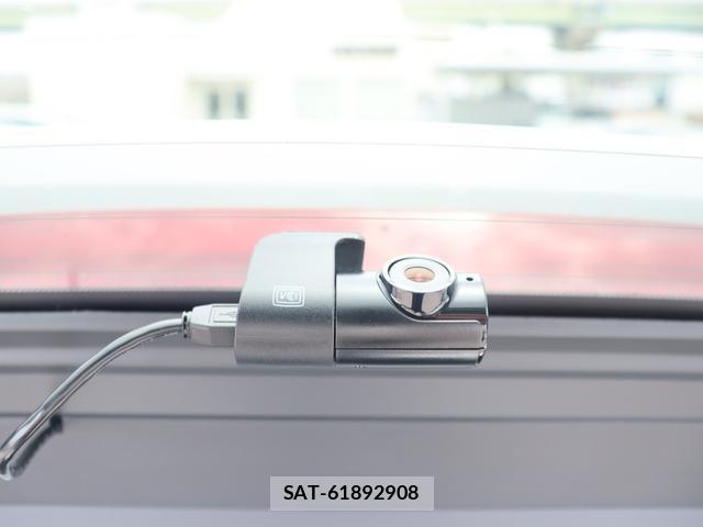 Volvo XC60 2022-10 8004853-17