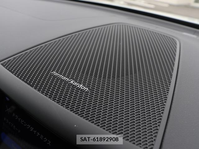 Volvo XC60 2022-10 8004853-18