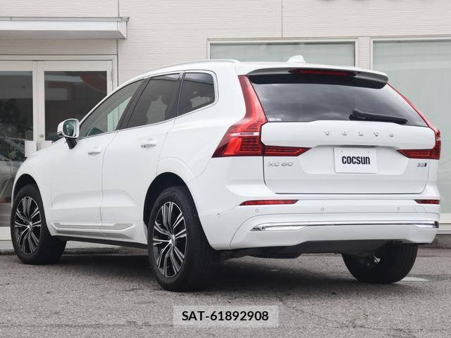 Volvo XC60 2022-10 8004853-9