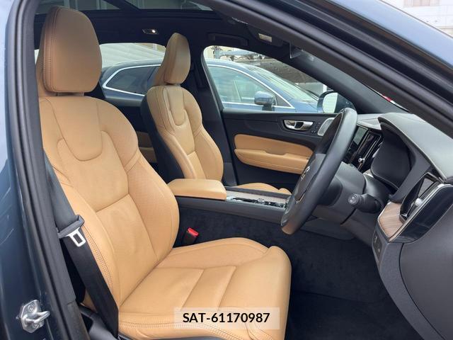 Volvo XC60 2020-12 8004870-12