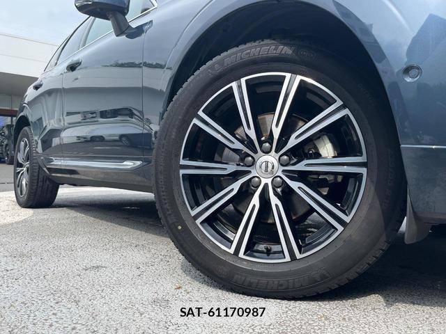 Volvo XC60 2020-12 8004870-16