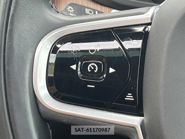 Volvo XC60 2020-12 8004870-9