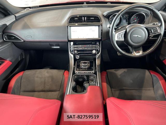 Jaguar XE 2017-03 8009580-1