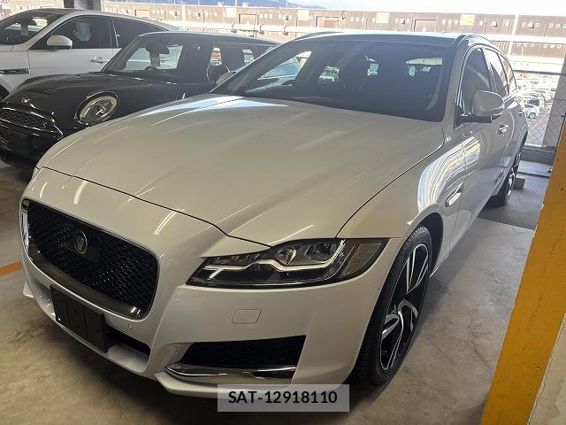 Jaguar XF 2018-03 8009773-0