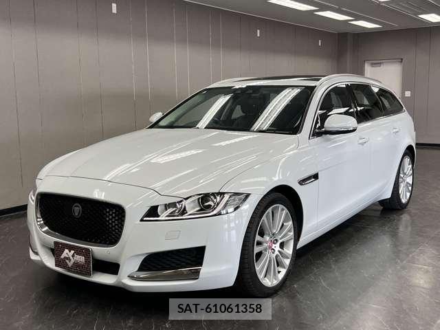 Jaguar XF 2019-09 8012628-17