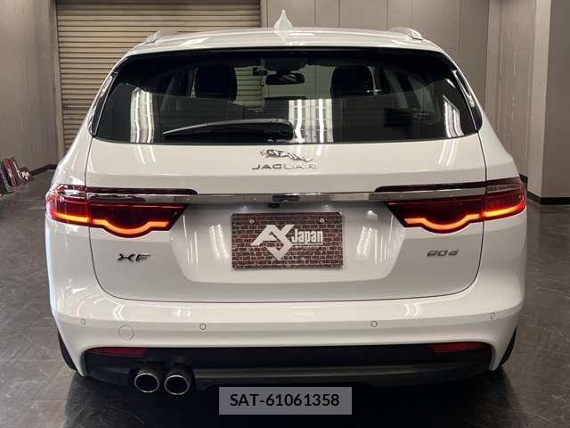Jaguar XF 2019-09 8012628-7