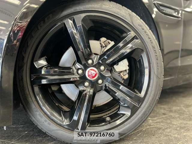 Jaguar XF 2020-04 8012629-10