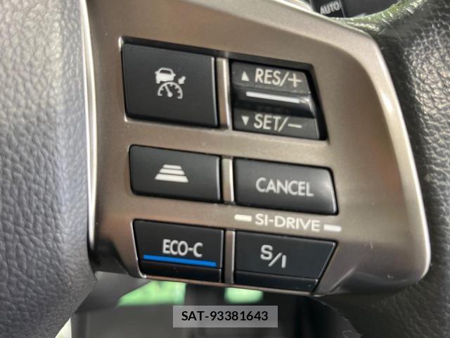 Subaru XV HYBRID 2014-02 8004642-5
