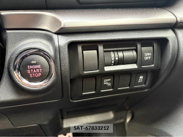 Subaru XV HYBRID 2019-08 8005404-19