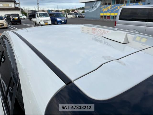 Subaru XV HYBRID 2019-08 8005404-2