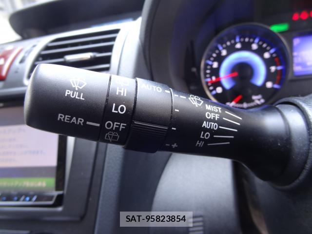 Subaru XV HYBRID 2014-01 8007318-13