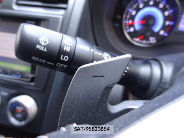 Subaru XV HYBRID 2014-01 8007318-14