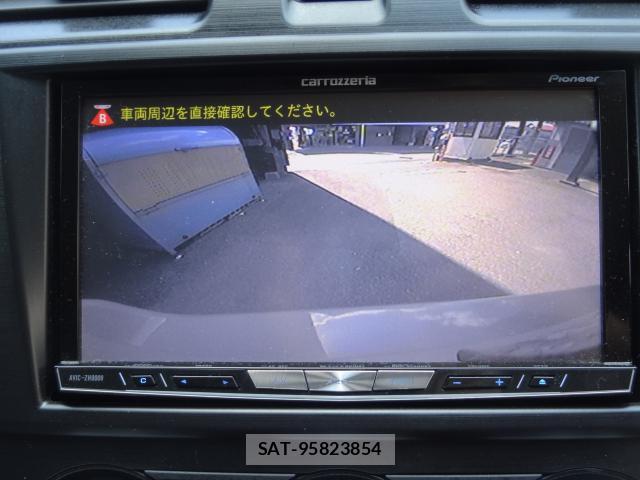 Subaru XV HYBRID 2014-01 8007318-17