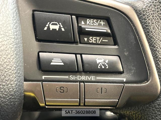Subaru XV 2015-03 8006149-4