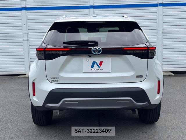 Toyota YARIS CROSS 2023-03 8003636-14