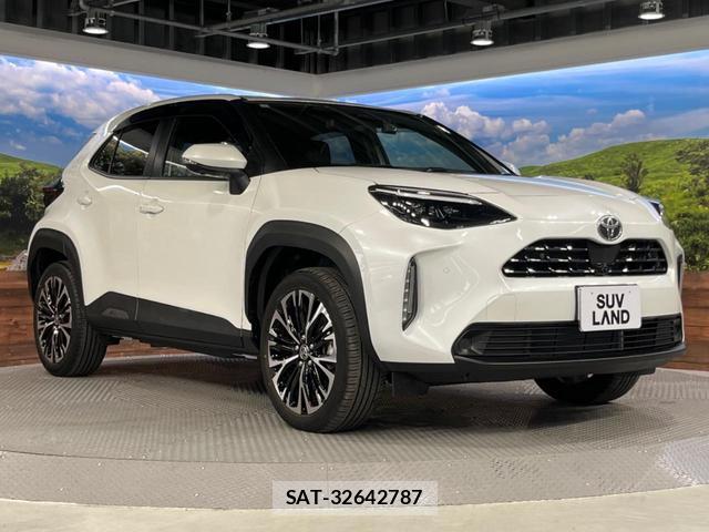 Toyota YARIS CROSS 2025-01 8004731-16