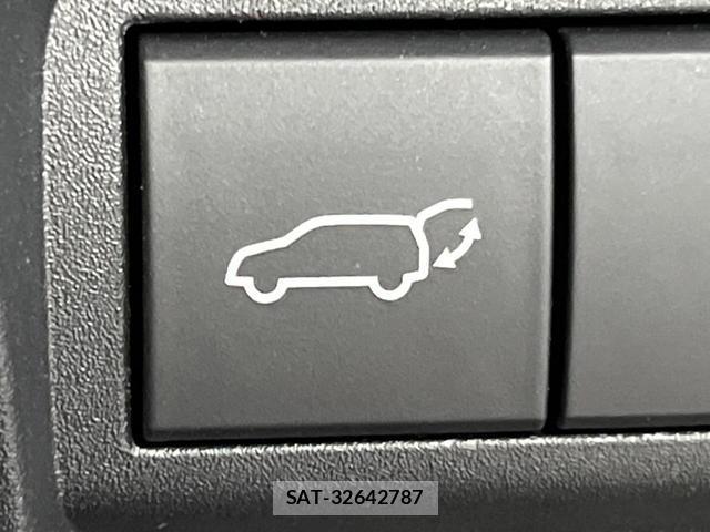 Toyota YARIS CROSS 2025-01 8004731-5