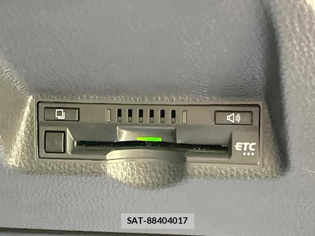 Toyota YARIS CROSS 2021-06 8005009-5