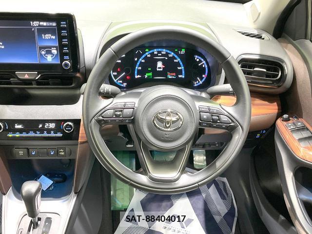 Toyota YARIS CROSS 2021-06 8005009-7