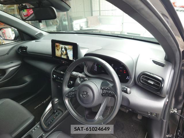 Toyota YARIS CROSS 2024-12 8005428-13
