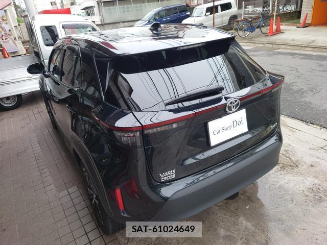 Toyota YARIS CROSS 2024-12 8005428-7