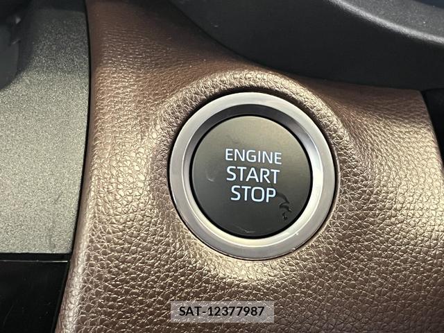 Toyota YARIS CROSS 2021-01 8006363-15