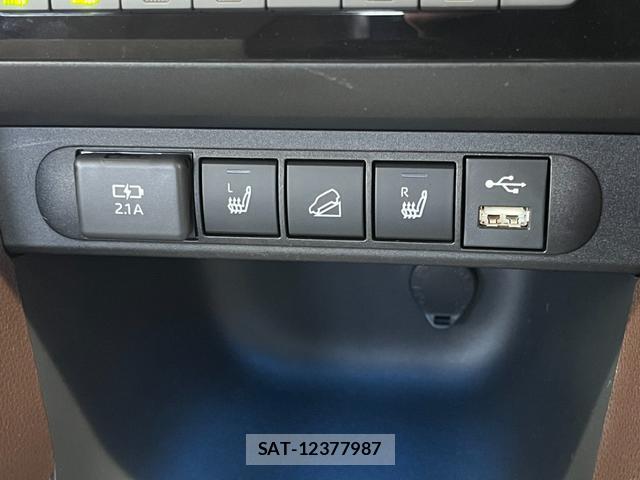 Toyota YARIS CROSS 2021-01 8006363-17