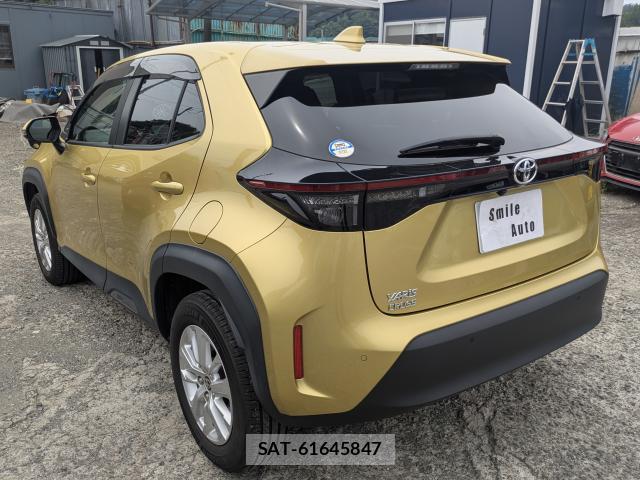 Toyota YARIS CROSS 2022-09 8007480-3