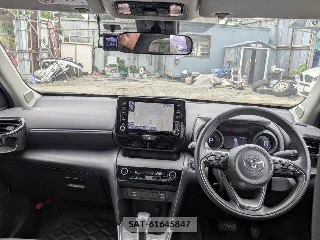 Toyota YARIS CROSS 2022-09 8007480-5