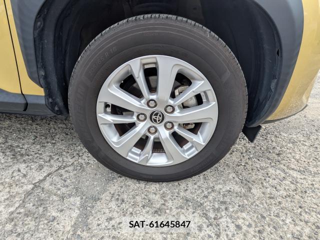 Toyota YARIS CROSS 2022-09 8007480-6