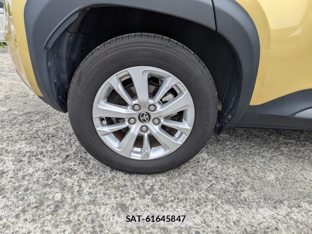 Toyota YARIS CROSS 2022-09 8007480-7
