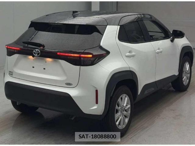Toyota YARIS CROSS 2023-07 8008262-1