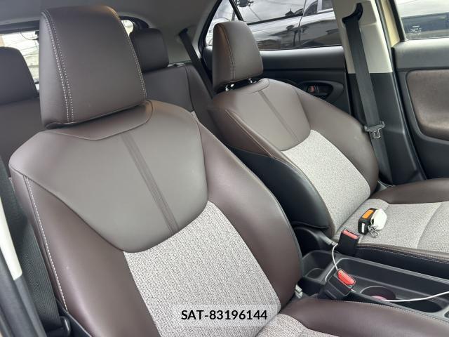 Toyota YARIS CROSS 2021-11 8008675-5
