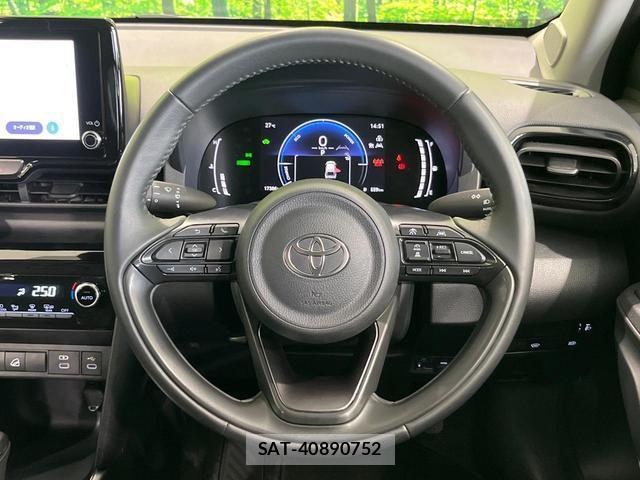Toyota YARIS CROSS 2025-06 8008788-10
