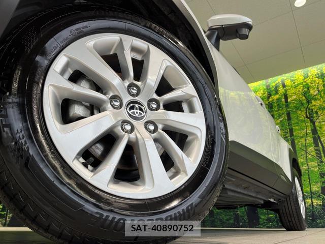 Toyota YARIS CROSS 2025-06 8008788-11